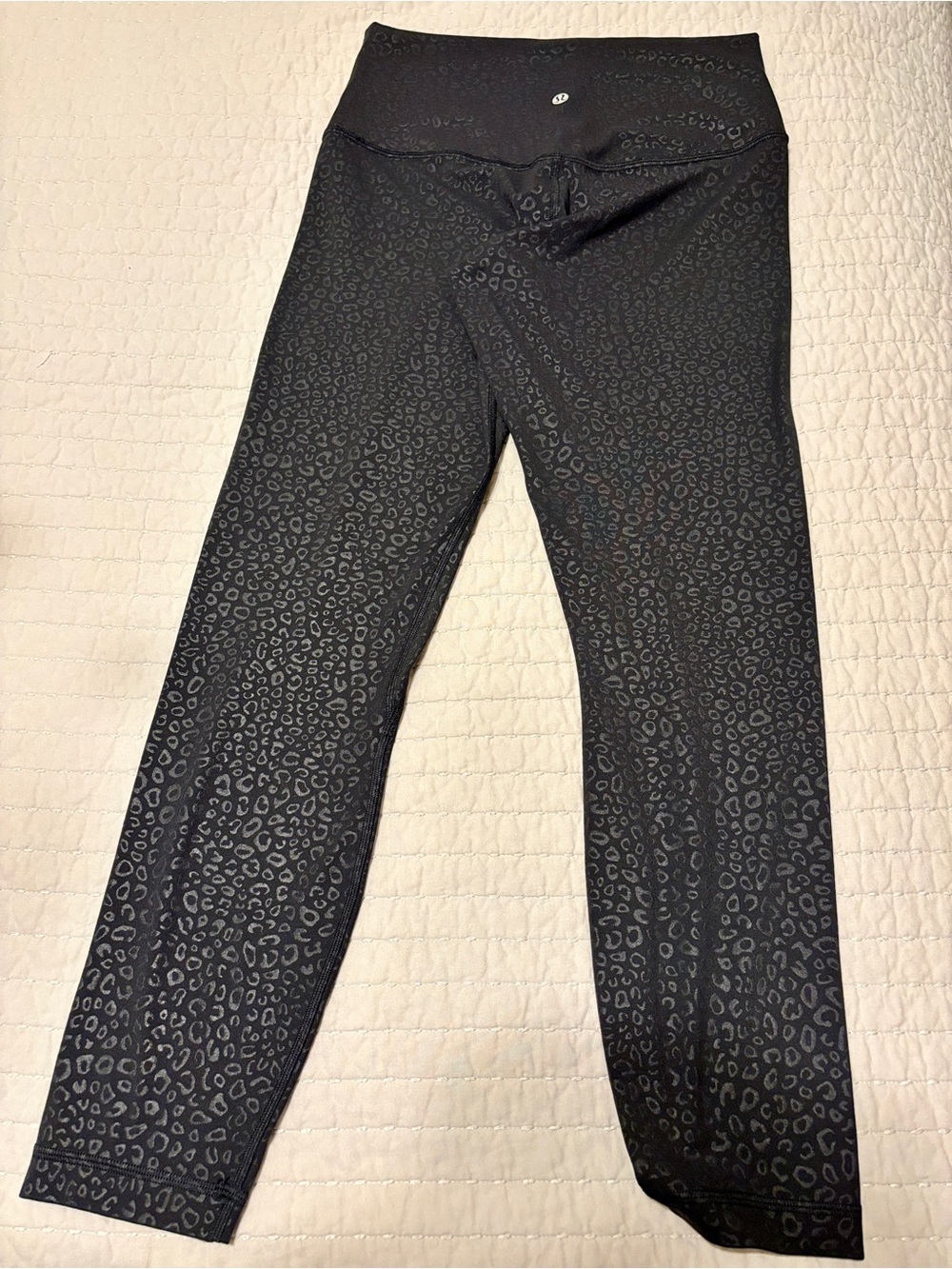 lululemon Black Leopardo Micro Emboss Print Leggings 25” Inseam